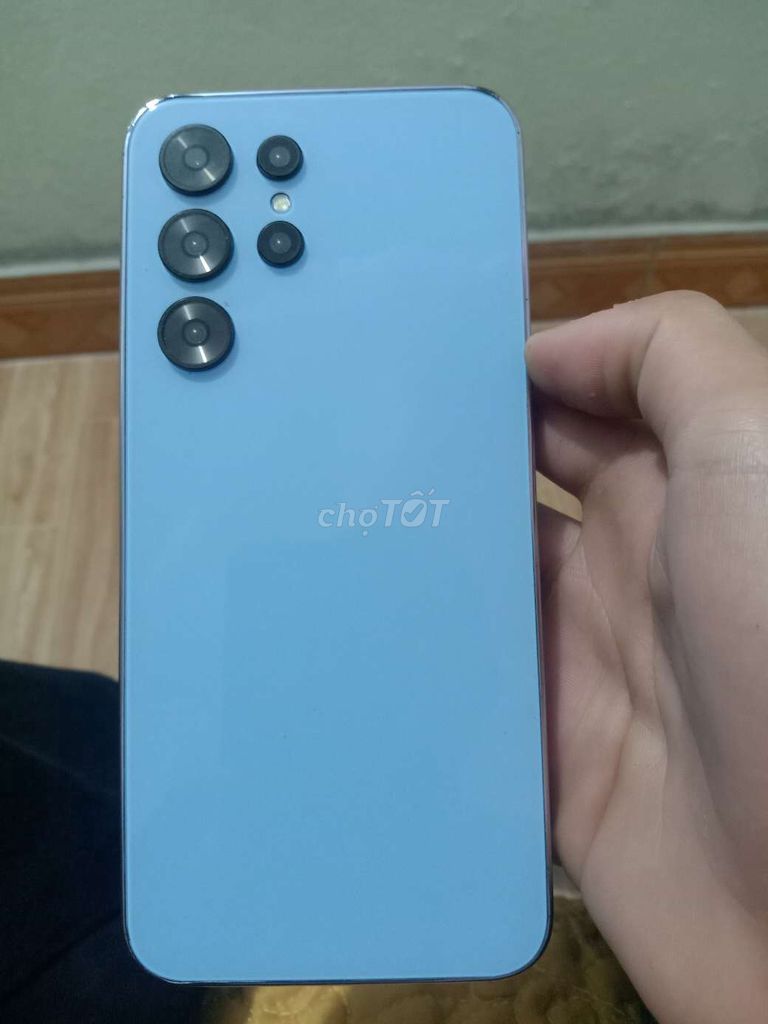 Điện thoại màu Xanh dương. Mua bán Điện thoại tại Huyện Nghi Lộc Nghệ An được đăng bởi Ngô Thị Tiếp hình 1