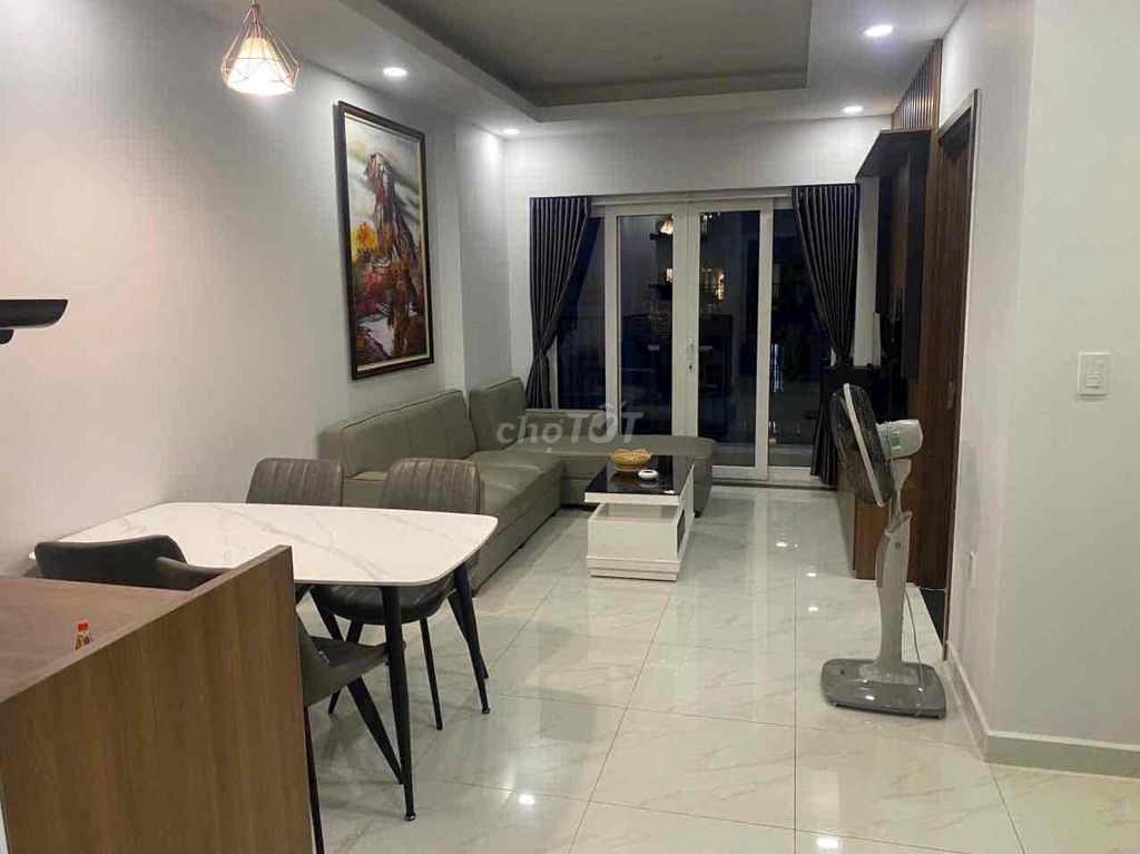 Cho thuê nhanh 2PN Richmond city full NT giá 14 triệu view cực đẹp