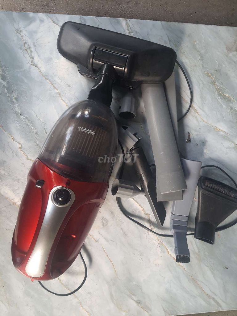 Máy hút bụi 1000W Đỏ Nhỏ gọn. Mua bán Nội thất, đồ gia dụng khác tại Thành phố Bà Rịa Bà Rịa - Vũng Tàu được đăng bởi Hàng Thanh Lí hình 1