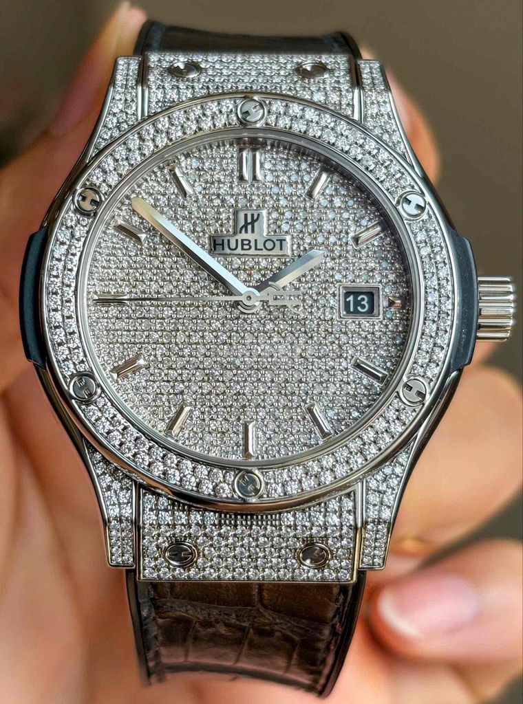 Hublot Classic Fusion Titanium Kim cương 42mm. Mua bán Đồng hồ tại Quận Hoàng Mai Hà Nội được đăng bởi Anh Tuấn hình 1