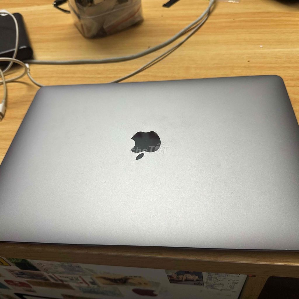 Macbook Air 2020 13” 8GB/256g gray bh3 tháng. Mua bán Laptop tại Quận 3 Tp Hồ Chí Minh được đăng bởi Phúc Nguyễn hình 1