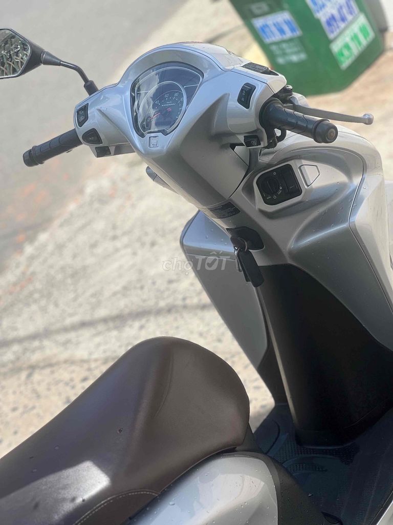 Honda Vision 2023 Серебристый