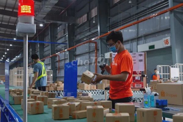 LƯƠNG LIỀN NHÂN VIÊN KHO ĐÓNG GÓI ĐĂNG KÝ THEO CA. Việc làm tại Huyện Hóc Môn Tp Hồ Chí Minh được đăng bởi CÔNG TY TNHH GRGR  hình 2