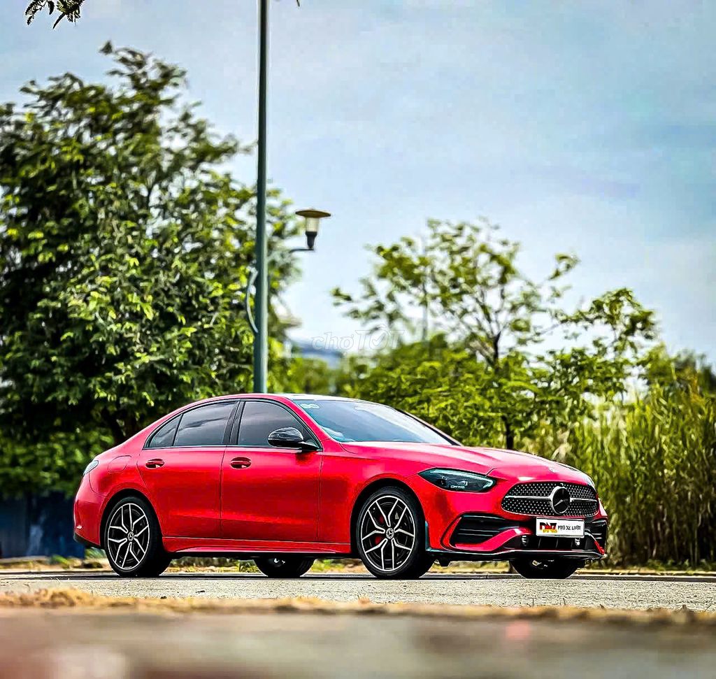 Mercedes-Benz C300 Allnew 2022 Đỏ - Bản Nhập Đức. Mua bán Ô tô tại Quận 7 Tp Hồ Chí Minh được đăng bởi Cherry hình 6