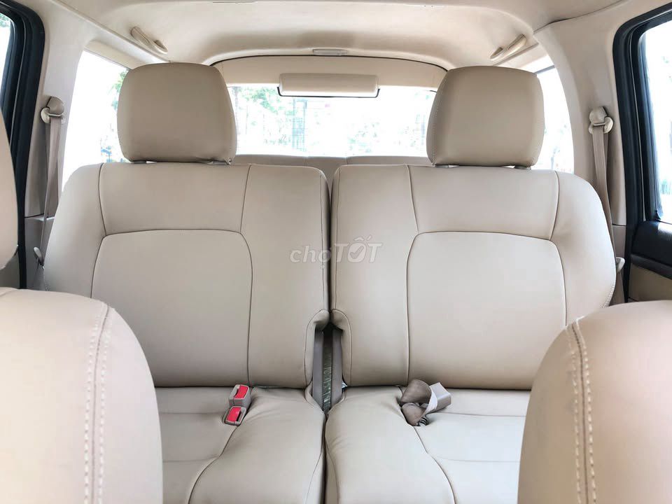 Ford Everest model 2011 máy dầu số tự động. Mua bán Ô tô tại Quận Gò Vấp Tp Hồ Chí Minh được đăng bởi Thu 381 hình 8