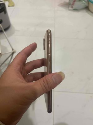 Apple iPhone XS 256GB Vàng Nứt lưng