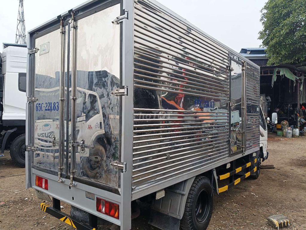 Iz 49 tải 2t3,2017, máy izuzu chính hãng. Mua bán Xe tải, xe ben tại Quận 12 Tp Hồ Chí Minh được đăng bởi Lê văn Khoa  hình 4