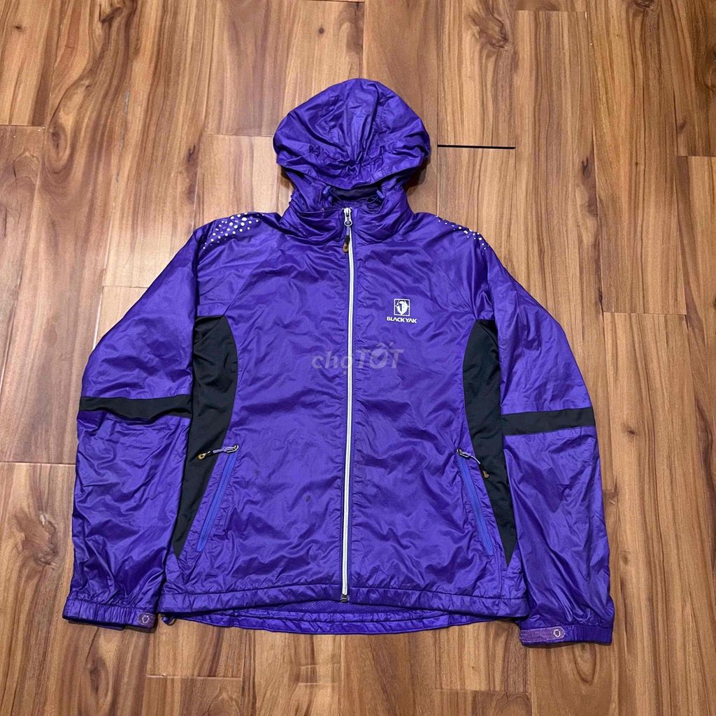 Áo khoác outdoor Blackyak Tím chống gió kháng nước. Mua bán Quần áo tại Quận 11 Tp Hồ Chí Minh được đăng bởi mr Hưng hình 1
