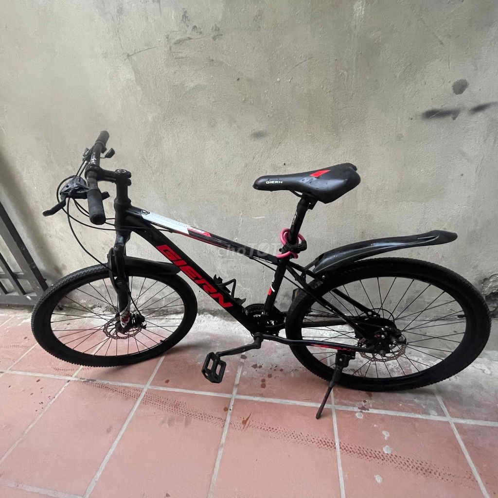 Xe đạp thể thao còn mới 90%. Mua bán Xe đạp tại Quận Cầu Giấy Hà Nội được đăng bởi C Trang hình 2