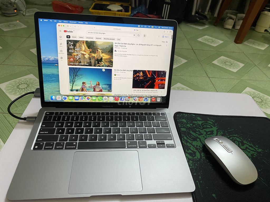 Apple MacBook Air M1 8GB/256GB. Mua bán Laptop tại Huyện Văn Giang Hưng Yên được đăng bởi Tiềm Nguyễn hình 1