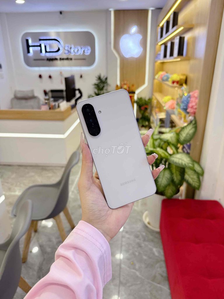 Samsung A56 5G 8GB/128GB Trắng 99%. Mua bán Điện thoại tại Thành phố Đà Lạt Lâm Đồng được đăng bởi Ngọc Nhi  hình 1