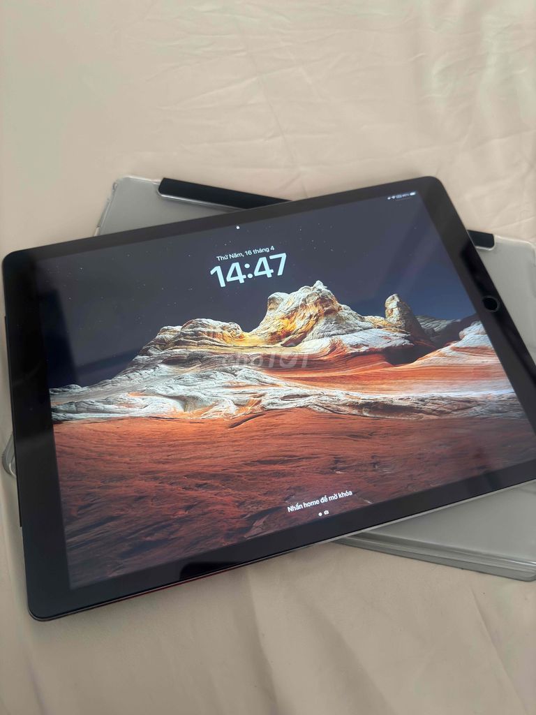 Apple iPad Pro 12.9 inch 128GB Xám. Mua bán Máy tính bảng tại Thành phố Vũng Tàu Bà Rịa - Vũng Tàu được đăng bởi Phạm Thành Phát hình 1