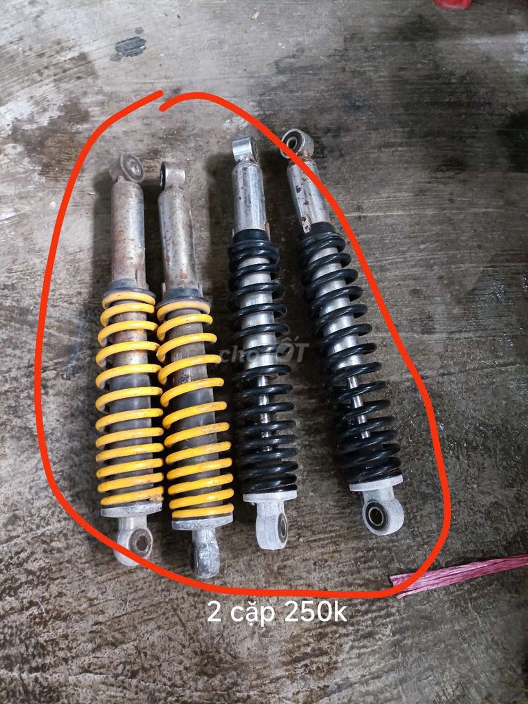 Cần bán cặp phuộc xe trước thắng dĩa của wave  ZX. Mua bán Phụ tùng xe tại Thành phố Thủ Dầu Một Bình Dương được đăng bởi Phạm Vinh Sơn  hình 1