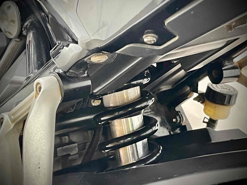 BENELLI 302R DATE 2017. Mua bán Xe máy tại Quận Gò Vấp Tp Hồ Chí Minh được đăng bởi Trần Trọng Thuận hình 5