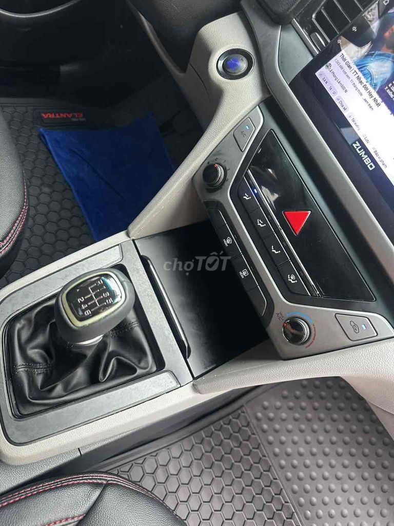 Hyundai Elantra 2016 1.6 MT. Mua bán Ô tô tại Thị xã Hương Trà Thừa Thiên Huế được đăng bởi Diễm Quỳnh hình 17