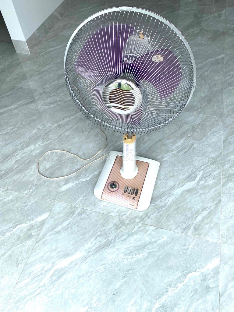 Quạt lửng National Tím 30cm. Mua bán Quạt tại Quận Hồng Bàng Hải Phòng được đăng bởi Giang Hp hình 1