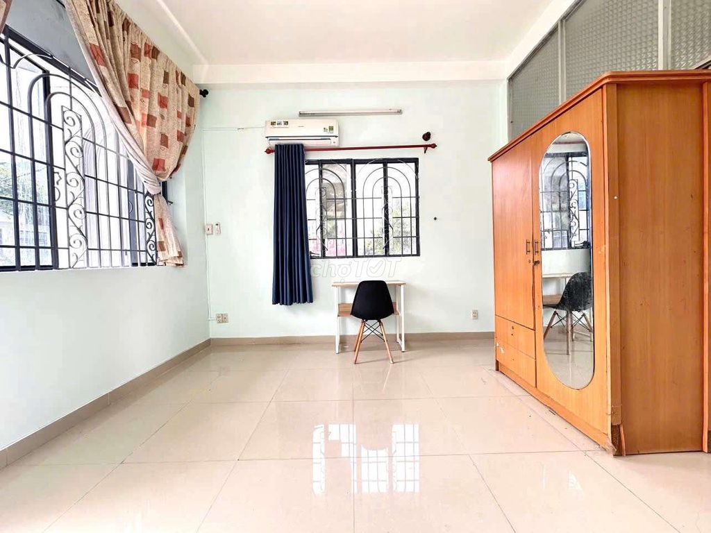 CHỈ CHO NỮ, CĂN HỘ 2PN 60M2, SÁT BỆNH VIỆN 175, CÔNG VIÊN GIA ĐỊNH