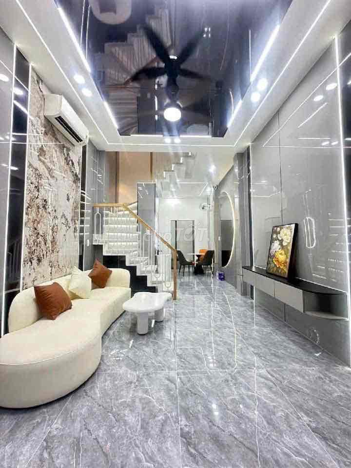Mặt Tiền Lê Lư, 5x18m, 4PN, 4WC, 14 Triệu/tháng