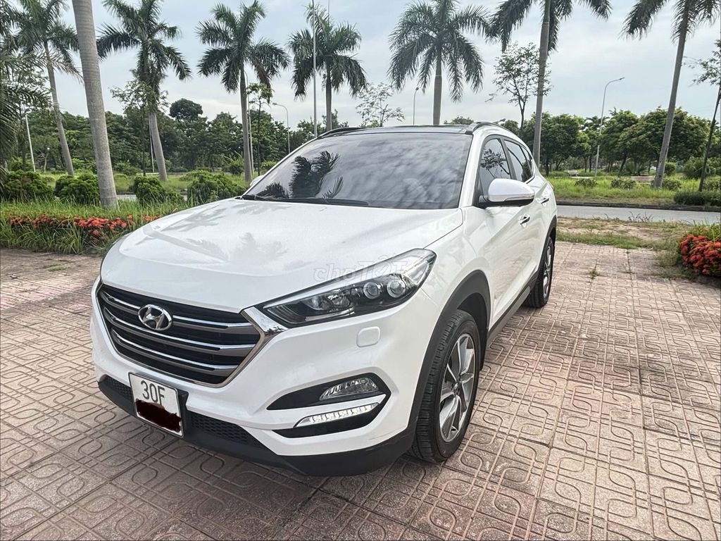 Hyundai Tucson Đặc biệt 2018 Trắng Dưới 6 vạn