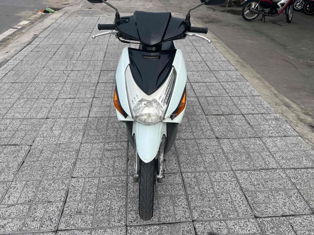 xe máy zin vip bs65 ngây chủ. Mua bán Xe máy tại Quận Ninh Kiều Cần Thơ được đăng bởi đầy cửa hàng cầu hưng lợi nk cần thơ hình 4