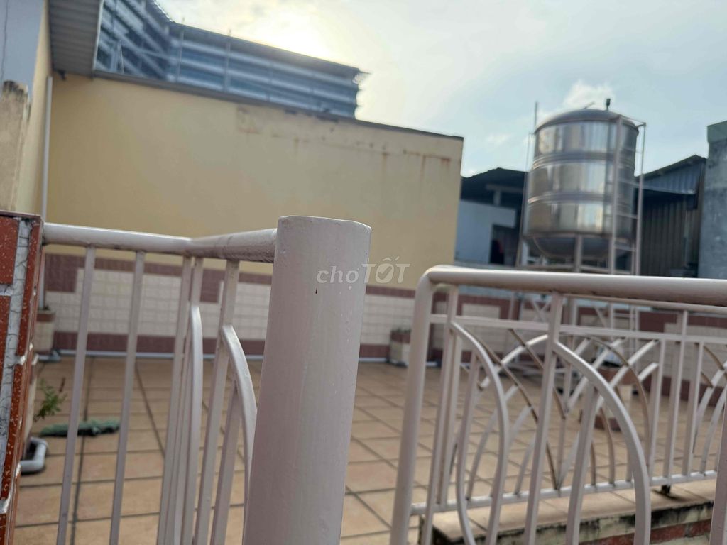 Nhà phố 3 tầng- sân thượng thông thoáng, an ninh. Mua bán nhà ở tại Quận Phú Nhuận Tp Hồ Chí Minh được đăng bởi an hình 5