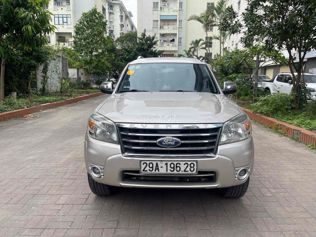 Ford Everest 2012 Limited 4x2 - 115000 km. Mua bán Ô tô tại Quận Nam Từ Liêm Hà Nội được đăng bởi phạm phương nga hình 12