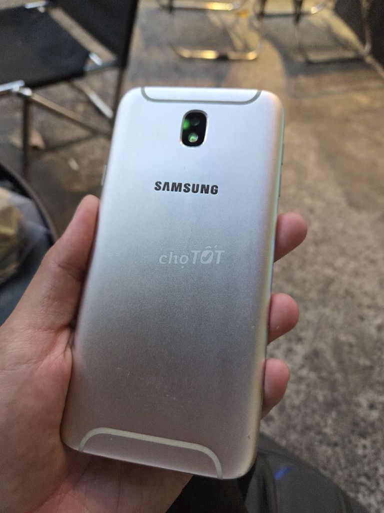 Samsung J7 Pro