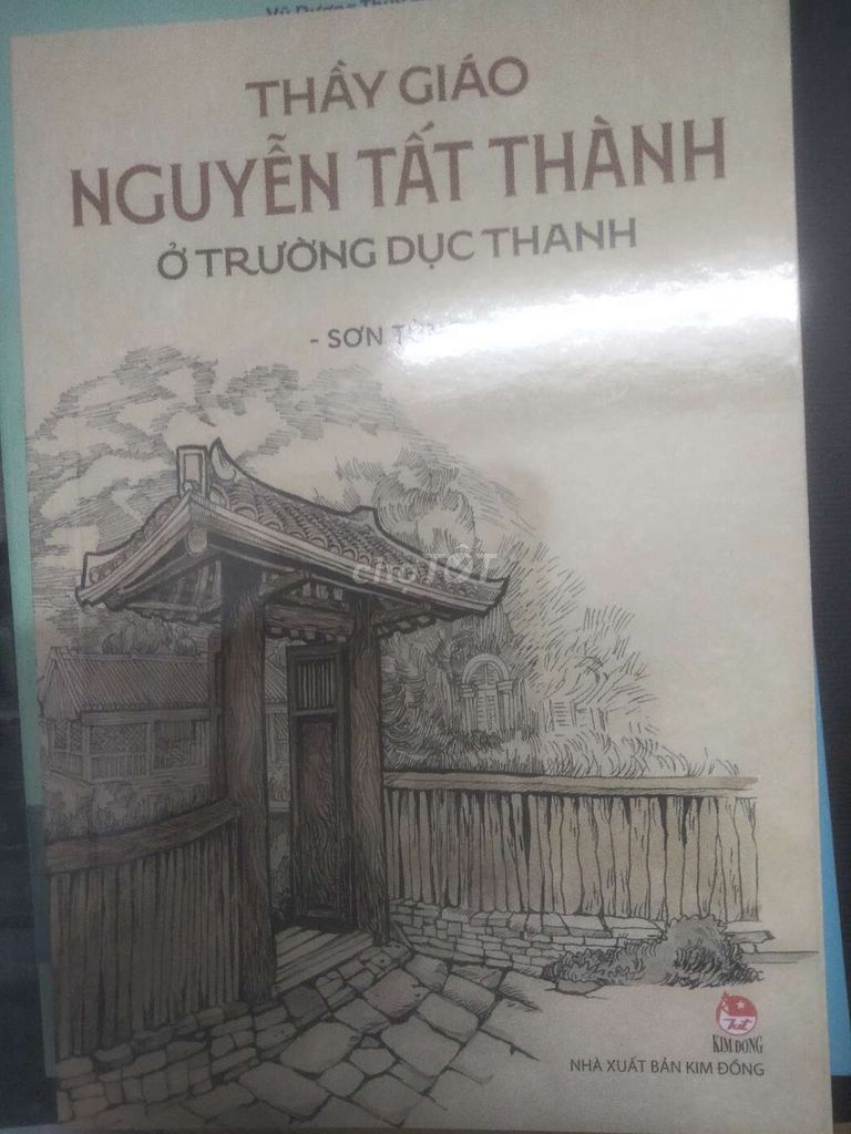 Sách Thầy giáo Nguyễn Tất Thành ở trường Dục Thanh