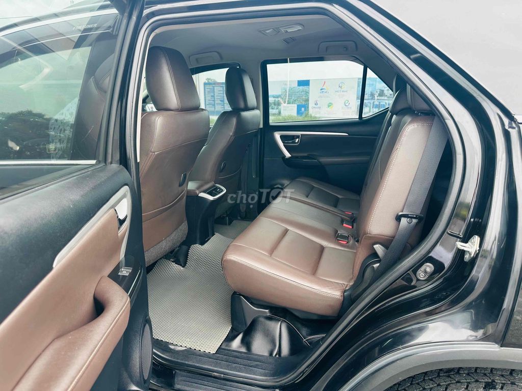 Toyota Fortuner 2017 2.7V 4x2 AT. Mua bán Ô tô tại Huyện Sóc Sơn Hà Nội được đăng bởi AUTO VĨNH CƯỜNG hình 12