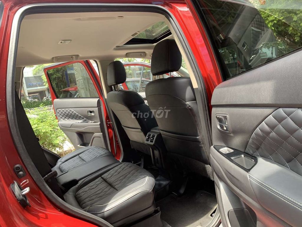 Outlander 2.0 Pre sx 2022 mẫu 2023 tuyệt đẹp. Mua bán Ô tô tại Quận Bắc Từ Liêm Hà Nội được đăng bởi Gia Quân hình 14