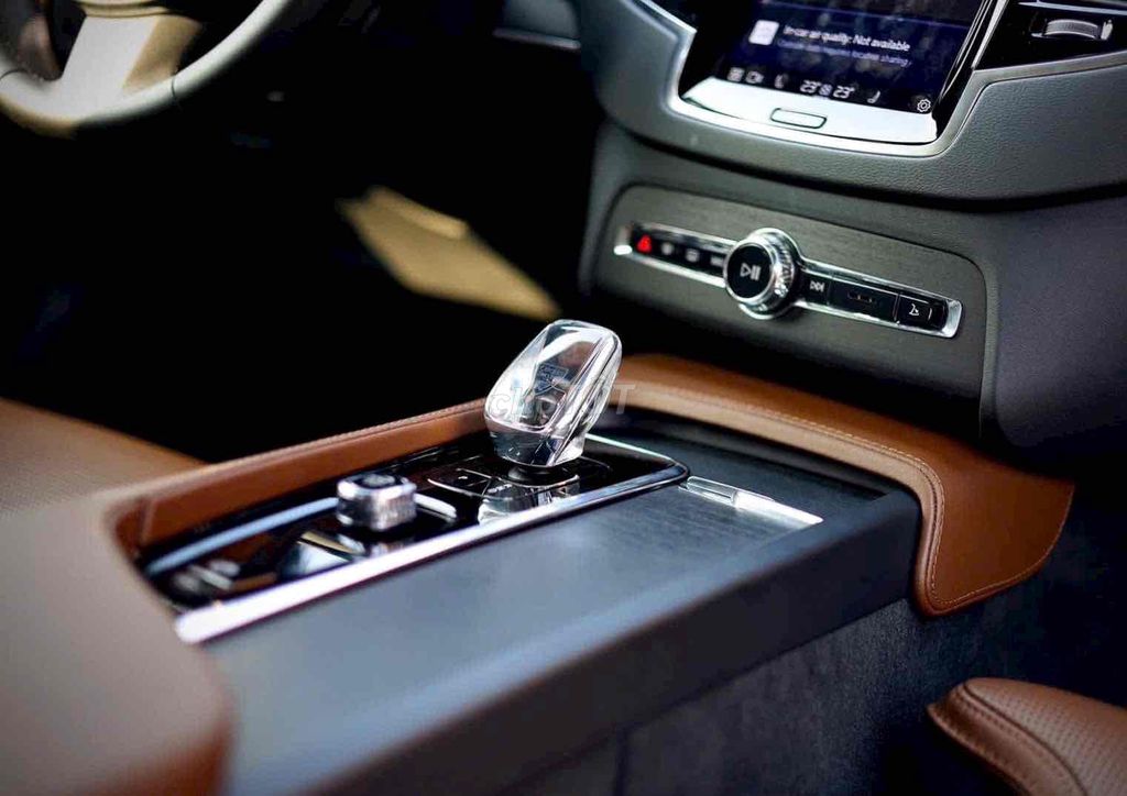Volvo XC90 Plug-in Hybrid Giảm Giá Khủng Cuối Năm. Mua bán Ô tô tại Quận 7 Tp Hồ Chí Minh được đăng bởi Volvo Phú Mỹ Hưng hình 6