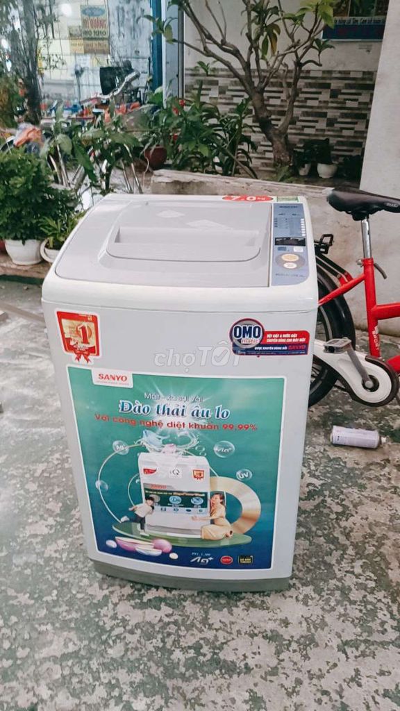 Máy giặt Sanyo 7kg zin êm giạt tốt