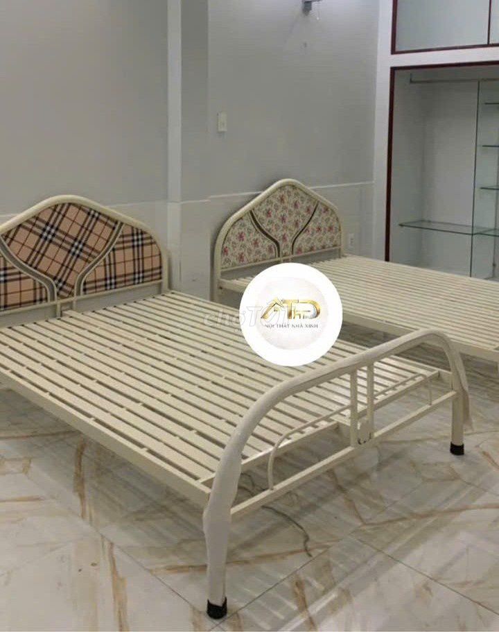 GIƯỜNG SẮT + GIƯỜNG SẮT – GIƯỜNG SẮT + GIƯỜNG SẮT. Mua bán Giường, chăn ga gối nệm tại Huyện Hóc Môn Tp Hồ Chí Minh được đăng bởi Tổng Kho Nội Thất Sài Gòn hình 1