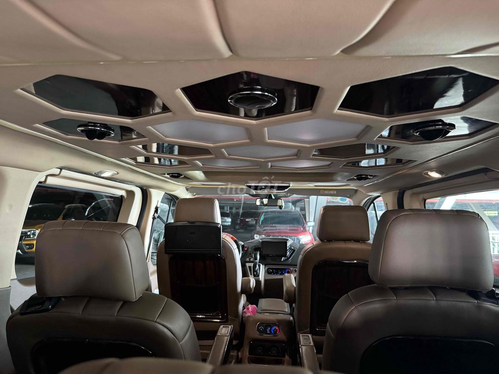 Ford Tourneo 2020 Limousine Vvip 7 chỗ Số Tự Động. Mua bán Ô tô tại Quận Tân Phú Tp Hồ Chí Minh được đăng bởi BẾN THÀNH FORD XE ĐÃ QUA SỬ DỤNG hình 4