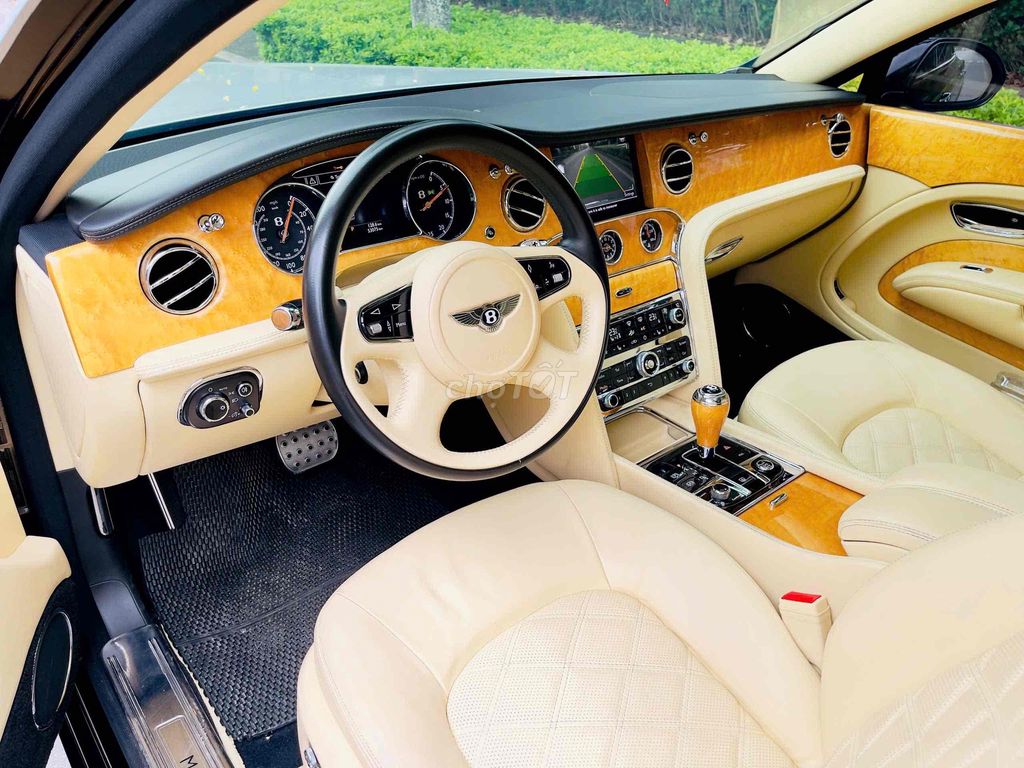 Bentley Mulsanne 6.8 V8 sản xuất 2014 siêu đẹp. Mua bán Ô tô tại Quận Hoàng Mai Hà Nội được đăng bởi Mr Tài hình 6