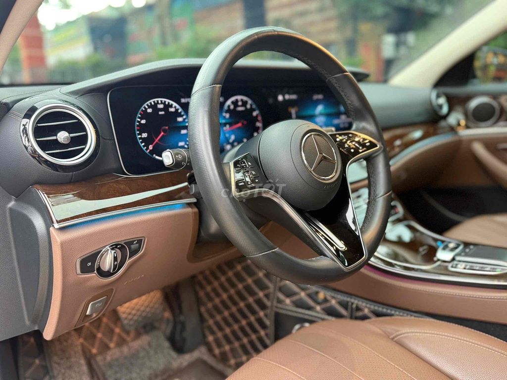 Mercedes Benz E Class 2021 E200 Exclusive -23500km. Mua bán Ô tô tại Huyện Sóc Sơn Hà Nội được đăng bởi Nguyễn Trọng Anh hình 6