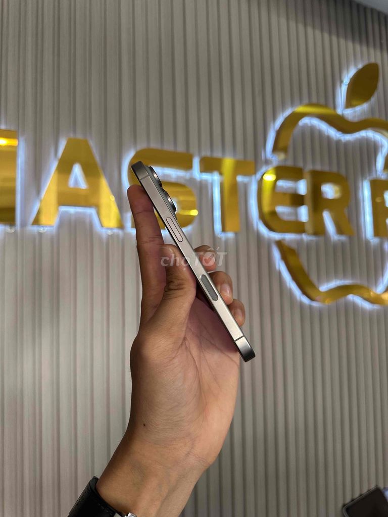 Apple iPhone 16 Pro Xám pin 91%. Mua bán Điện thoại tại Quận Ninh Kiều Cần Thơ được đăng bởi Khánh chuyên iPhone Cần Thơ hình 1