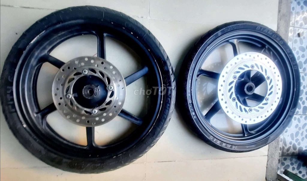 bán fun 2 cặp CBR 2 đĩa
_1 cặp CBR 125 + 1 cặp 150. Mua bán Phụ tùng xe tại Quận 8 Tp Hồ Chí Minh được đăng bởi minh nhi hình 1