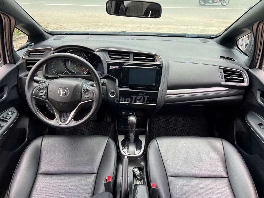 💚💚 Honda Jazz 2018 RS - 39999 km SIÊU MỚI. Mua bán Ô tô tại Thành phố Thuận An Bình Dương được đăng bởi BÌNH VÌNH PHÚ CHUYÊN XE LƯỚT BAO TEST HÃNG  hình 11