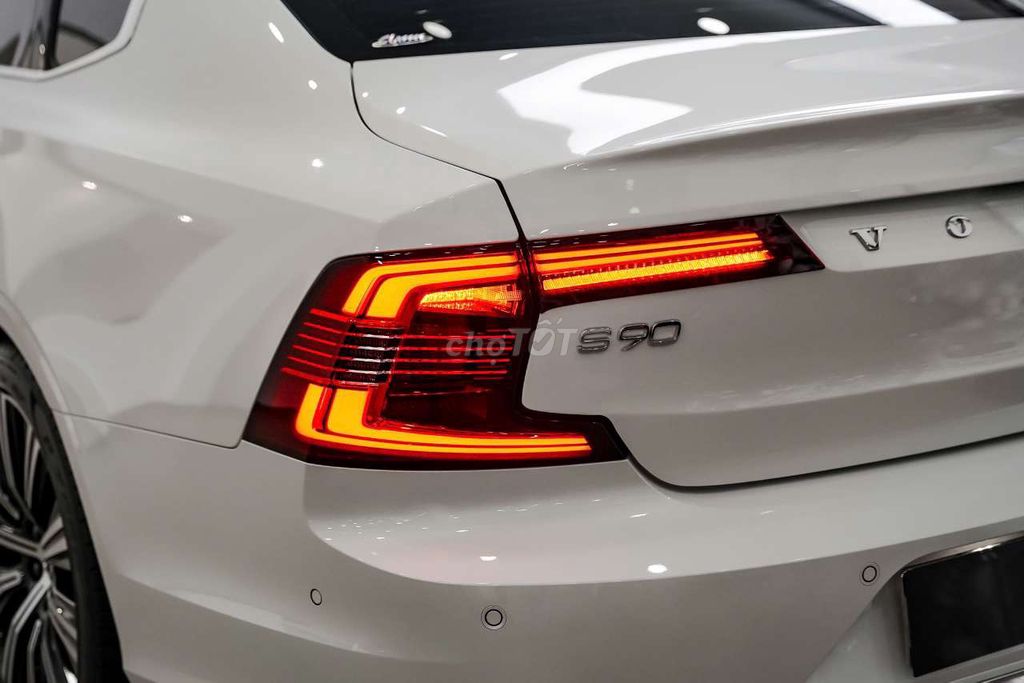 Volvo S90 LWB Ultimate B6 AWD siêu lướt 12.800km. Mua bán Ô tô tại Quận 7 Tp Hồ Chí Minh được đăng bởi Hoàn Lee Xe Lướt hình 8