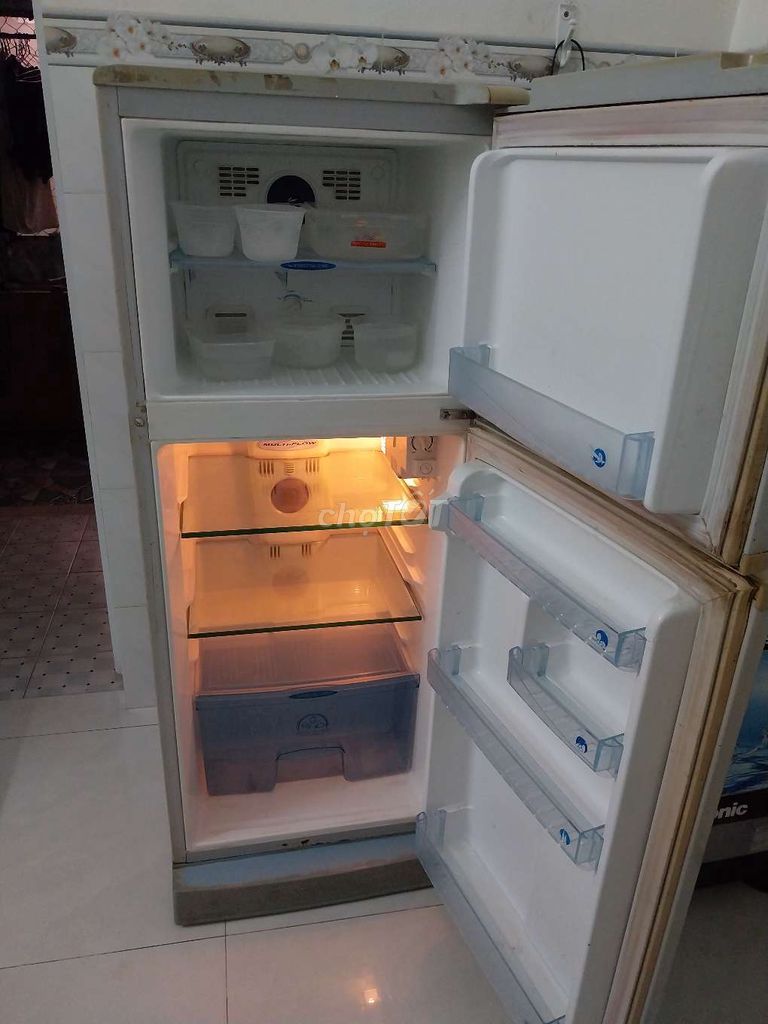 Xác tủ lạnh