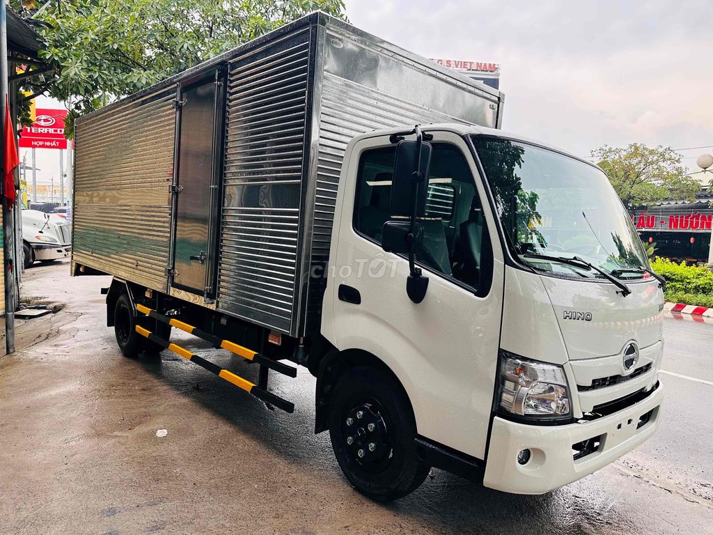 Ưu Đãi 10Tr Tiền Mặt - Hino 5 Tấn XZU730L Kín. Mua bán Xe tải, xe ben tại Huyện Hóc Môn Tp Hồ Chí Minh được đăng bởi Ô Tô Hợp Nhất  Cầu Phú Long hình 2