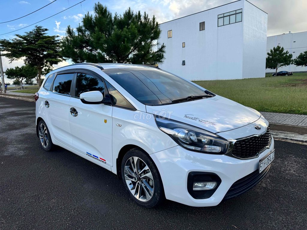 Kia Rondo 2019 Rondo GMT - 95000 km. Mua bán Ô tô tại Thành phố Pleiku Gia Lai được đăng bởi Phạm Tiến Hoàng hình 3