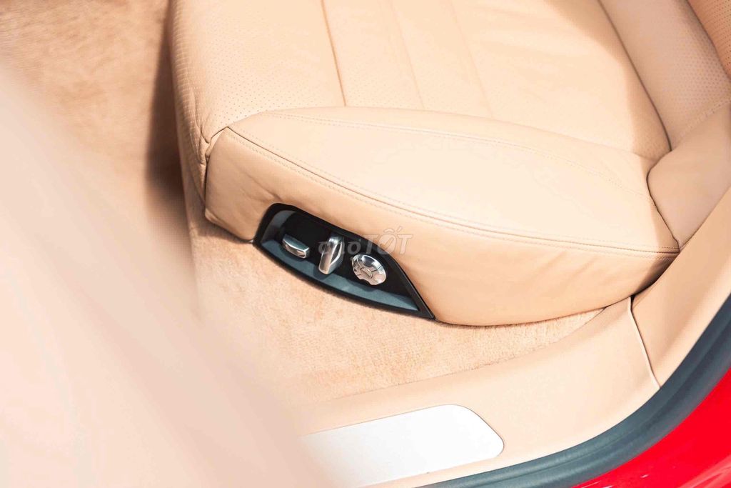 Porsche Panamera Model 2018 . Đỏ - Kem . Full BD. Mua bán Ô tô tại Quận 7 Tp Hồ Chí Minh được đăng bởi Thái LA Auto hình 12