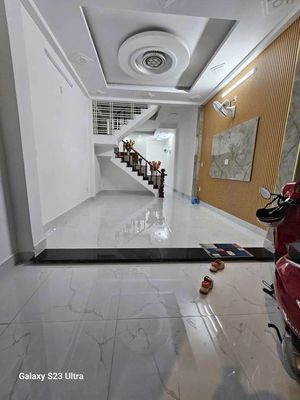Аренда · 2 комн. · 56 м² · Quận 12, ул. Cho thuê nhà mới keng 1 lầu Tân Chánh Hiệp Q12