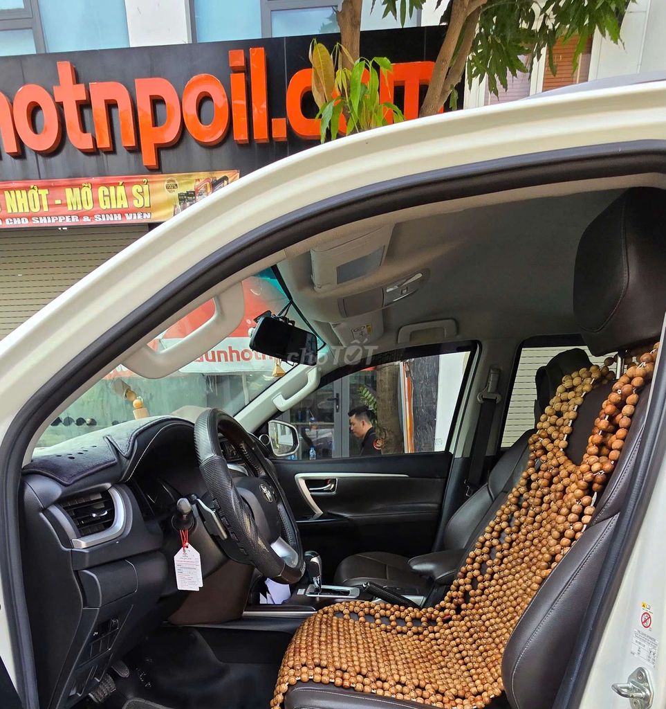 Toyota Fortuner 2019 2.4L trắng. Mua bán Ô tô tại Quận Gò Vấp Tp Hồ Chí Minh được đăng bởi PHẠM VIỆT hình 12