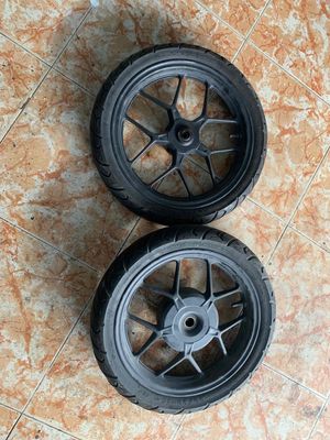 Mâm xe máy Vario 2017 Đen Đã dùng