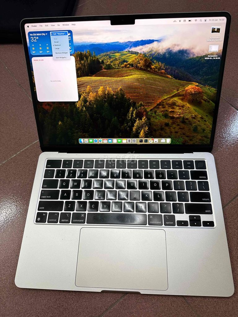 Apple MacBook Air M2 8GB Bạc. Mua bán Laptop tại Quận 4 Tp Hồ Chí Minh được đăng bởi Vu Bui hình 1