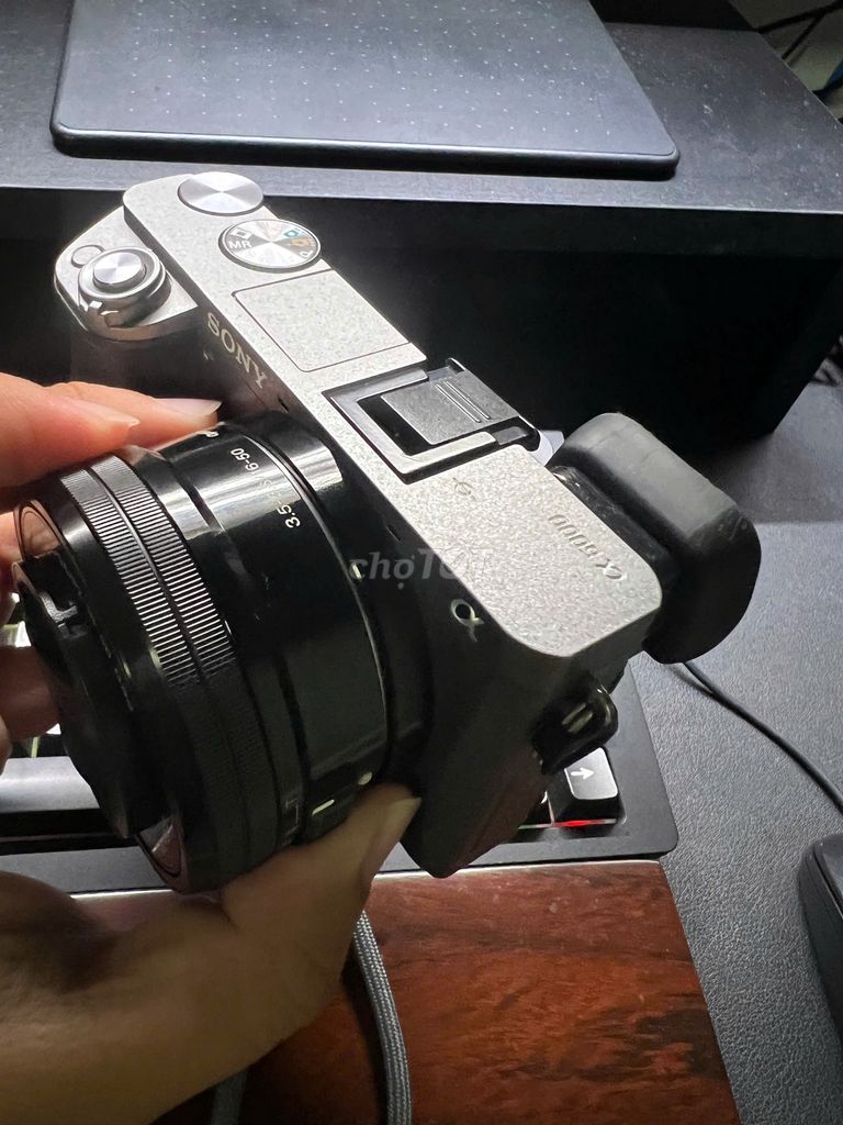 Máy ảnh Sony A6000 Xám. Mua bán Máy ảnh, Máy quay tại Quận 7 Tp Hồ Chí Minh được đăng bởi Trí hình 1