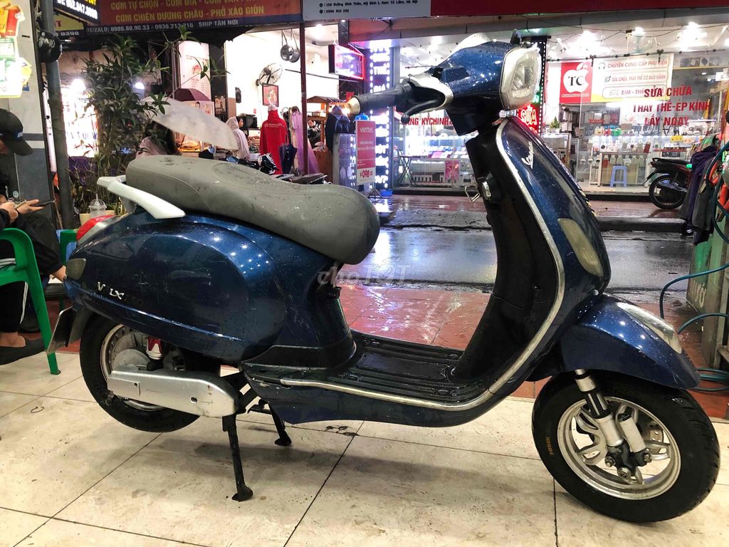 thanh lý xe điện Vespa đèn vuông zin nguyên, tốt. Mua bán Xe điện tại Quận Nam Từ Liêm Hà Nội được đăng bởi Duy Hưng hình 1